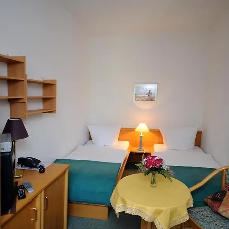 公寓 Mini-1-raum-apartment Mit Eigenem Eingang 巴特多布兰