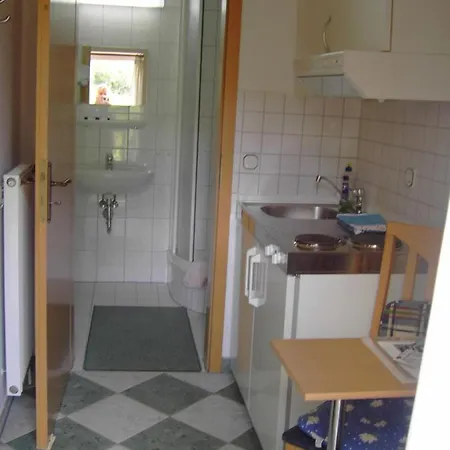 Mini-1-raum-apartment Mit Eigenem Eingang