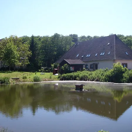 Mini-1-raum-apartment Mit Eigenem Eingang 公寓 巴特多布兰