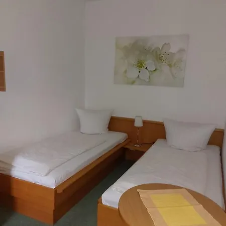 Mini-1-raum-apartment Mit Eigenem Eingang