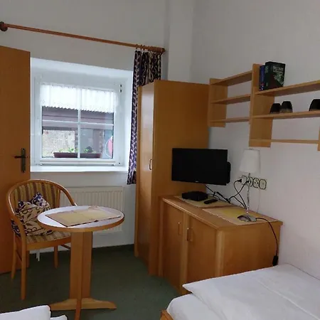 Appartamento Mini-1-raum-apartment Mit Eigenem Eingang *